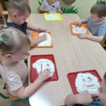 dzieci rozpoznają emocje