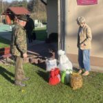 kasztany i żołędzie dla leśnych zwierząt