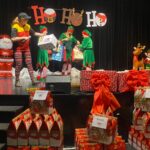 Kurier z przesyłkami