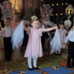 Mrówki podczas tańca Dwa Aniołki