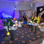 Pani-Ewa-tanczy-z-dziecmi