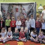 Zdjęcie grupowe Pszczółki i Żuczki