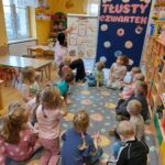 Dzieci podczas zajęć dydaktycznych