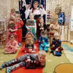 Grupowe ujęcie przy tablicy