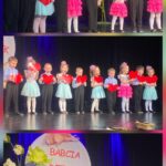 Przedszkolaki tańczą dla babci i dziadka