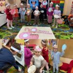 Tulipanki na tropie pączków