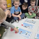 Zabawa dydaktyczna w oddziale Krasnoludki