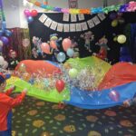 Zabawy ruchowe z serpentyną