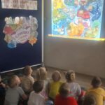 dzieci-poznaja-kraine-czuciakow