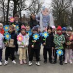 Dzieci-z-oddzialu-Biedronek-z-Marzanna