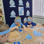 Zabawa-plastyczna-pomaluj-krople