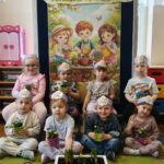 Zdjęcie grupowe Mrówek z nasadzeniami