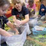 Sensoryczne podsumowanie spotkań zimowych w grupie stokrotek