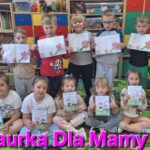Stokrotki z laurkami