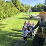 Jesienne zabawy – poznajemy uroki jesieni